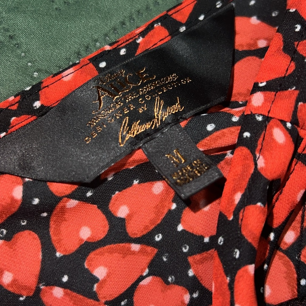 Disney Alice Through The Looking Glass Cold Shoulder Heart Dress size Medium - Picture 3 of 3